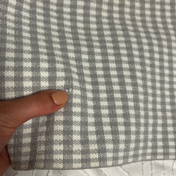 Sculpt Knit Cropped Tube top - Picture 7 of 8